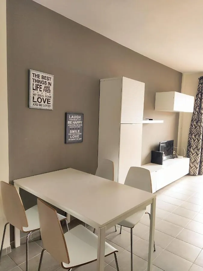 Oceanblue Modern King Size 1 Bedroom Apartment With Seaview And Terrace Chayofa 0*,  Spanien